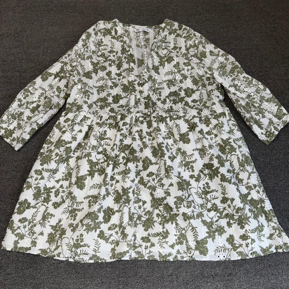 Zara Floral Eyelet Mini Dress Olive Green White Button Front V-Neck XXL Womens - Picture 10 of 10